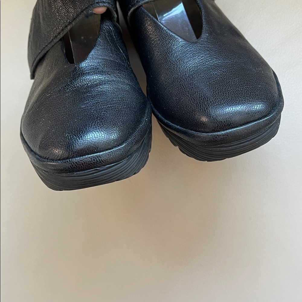 Fly London Black Leather Slip-On Shoes - Picture 4 of 8